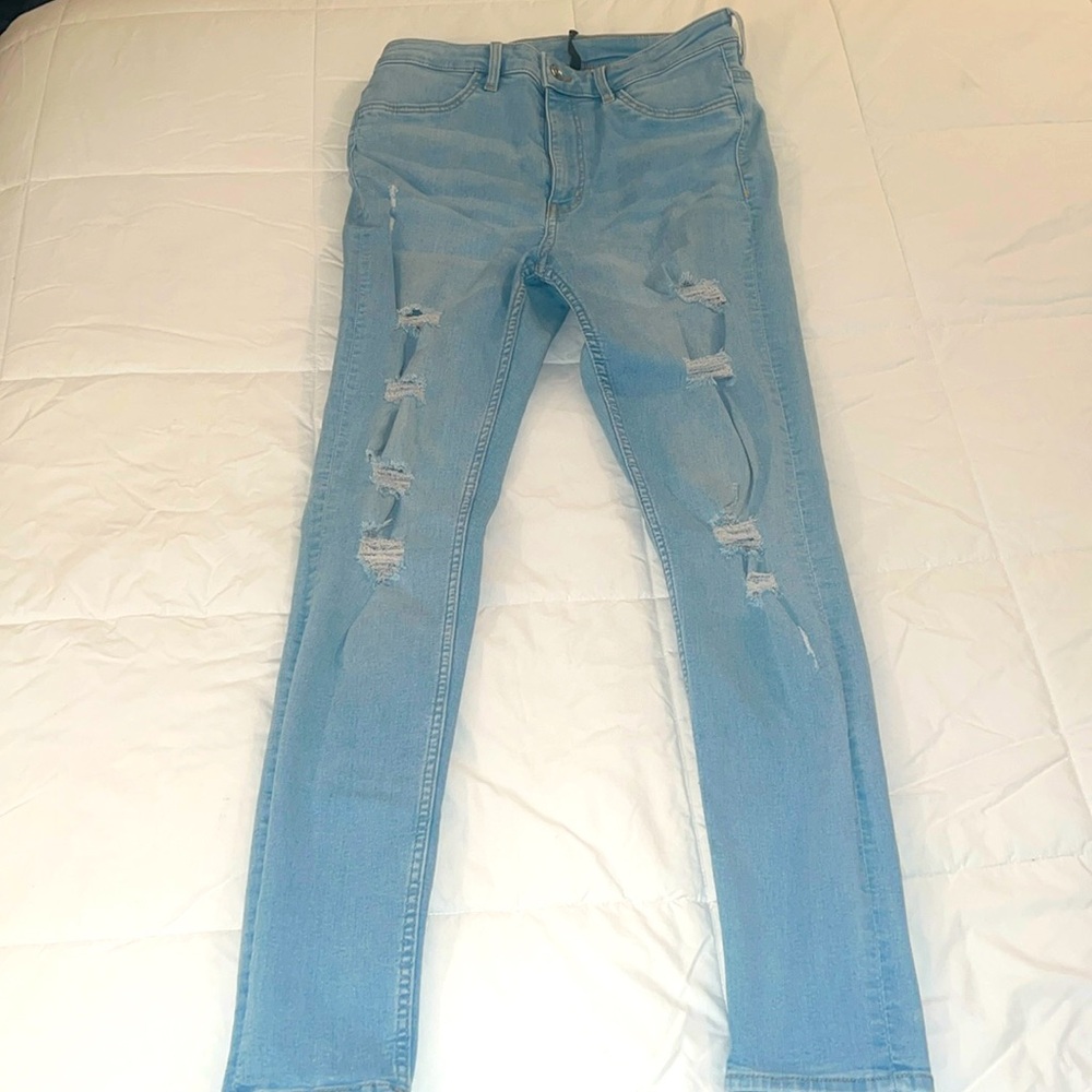 Light wash denim jeans
